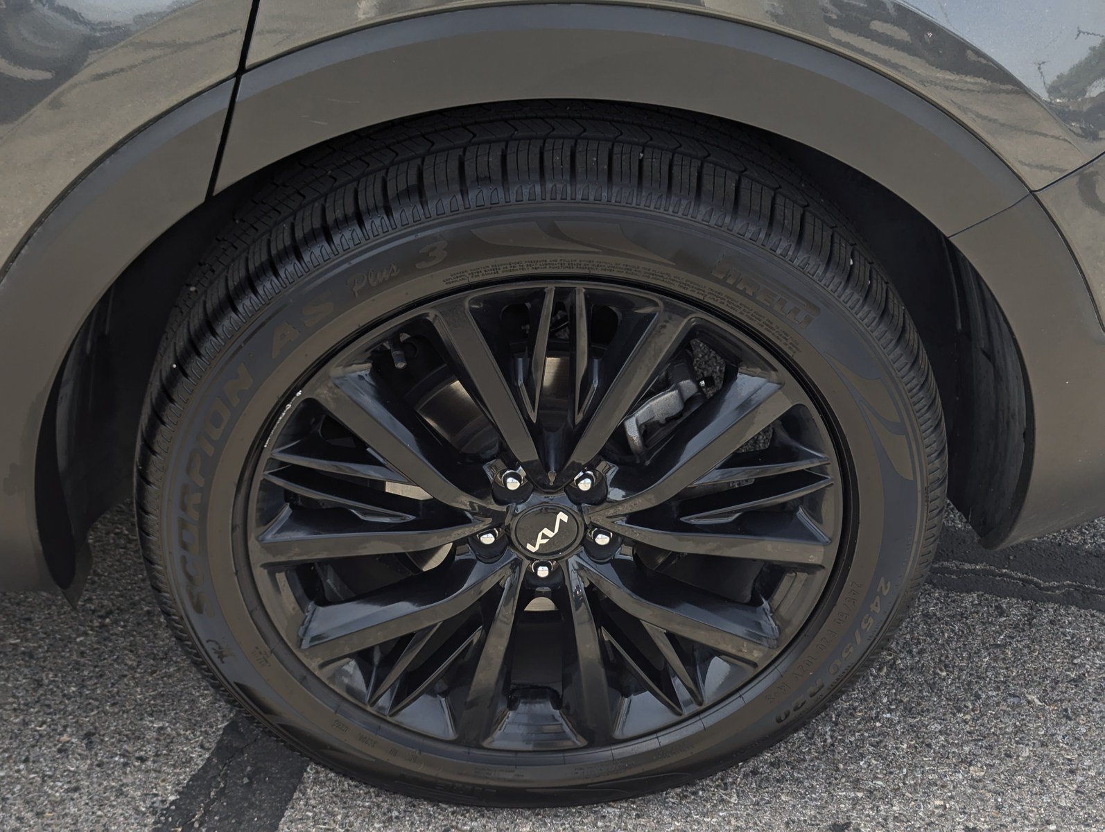 Used 2022 Kia Telluride SX w/ Towing Package FWD image 7