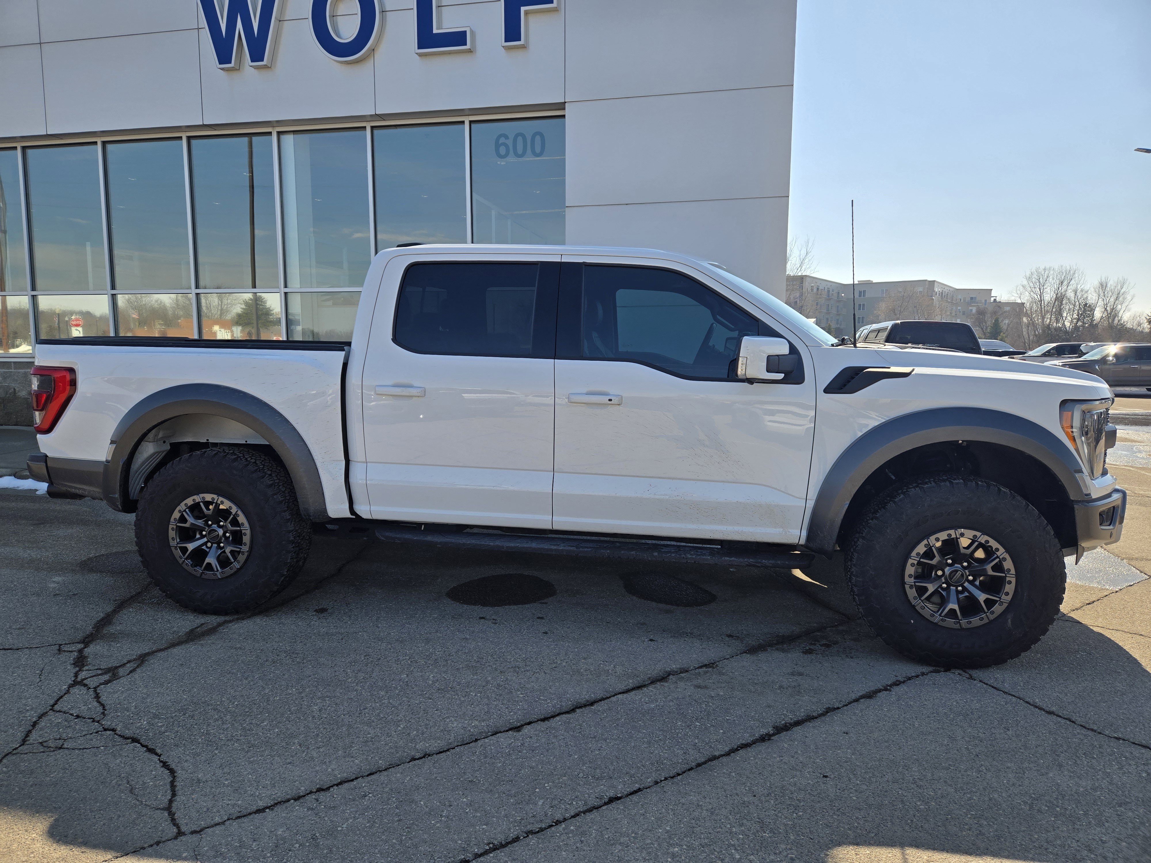 Certified 2022 Ford F150 Raptor w/ Raptor 37 Performance Package AWD/4WD image 5