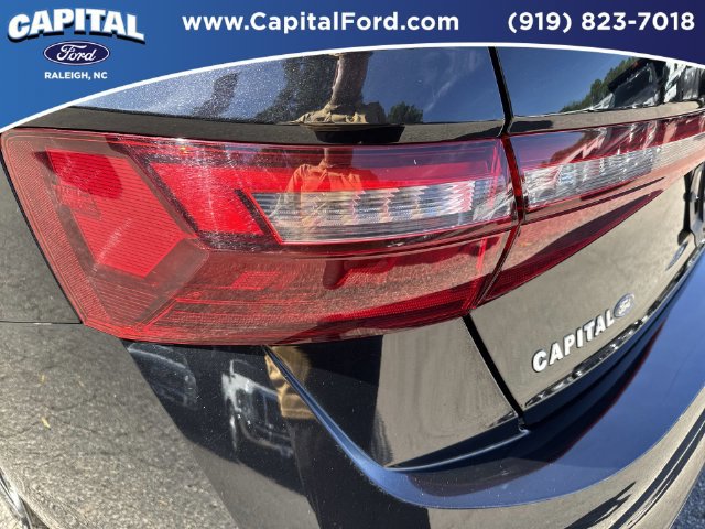 Used 2025 Volkswagen Jetta SE FWD image 15
