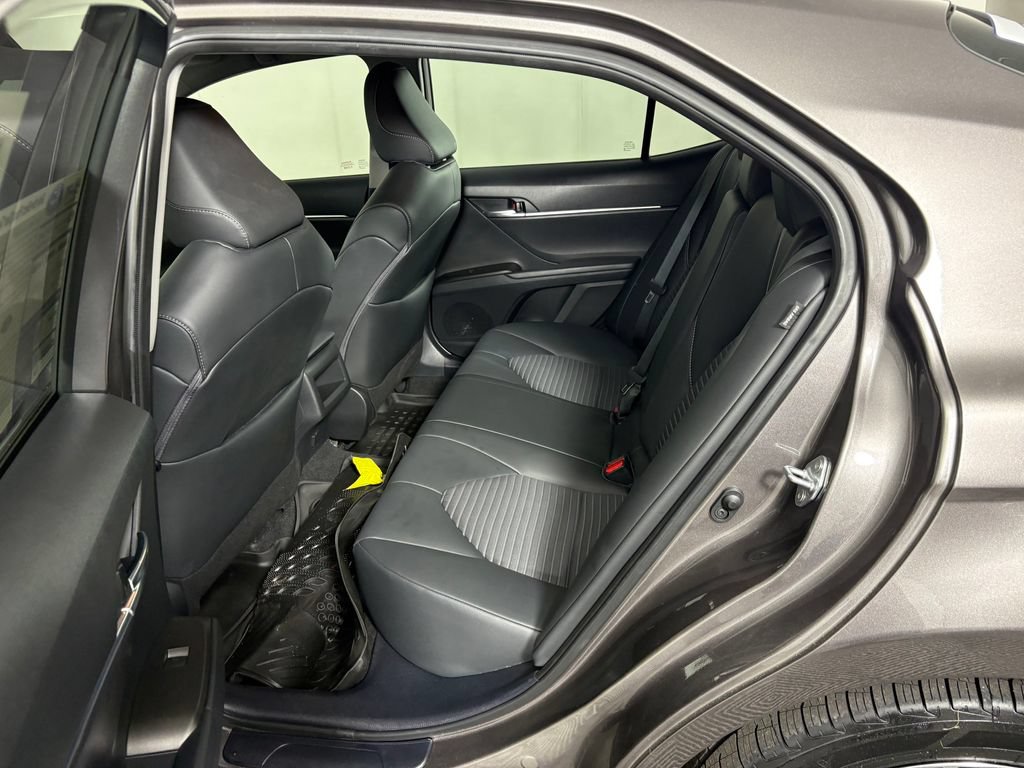 Used 2024 Toyota Camry SE FWD image 28