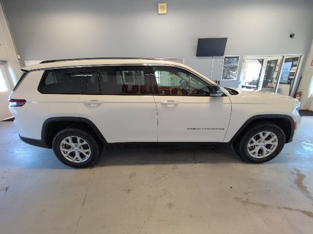 Used 2023 Jeep Grand Cherokee L Limited w/ Luxury Tech Group II AWD/4WD image 6