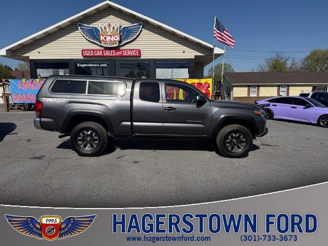 Used 2017 Toyota Tacoma TRD Off-Road w/ Tow Package image 1