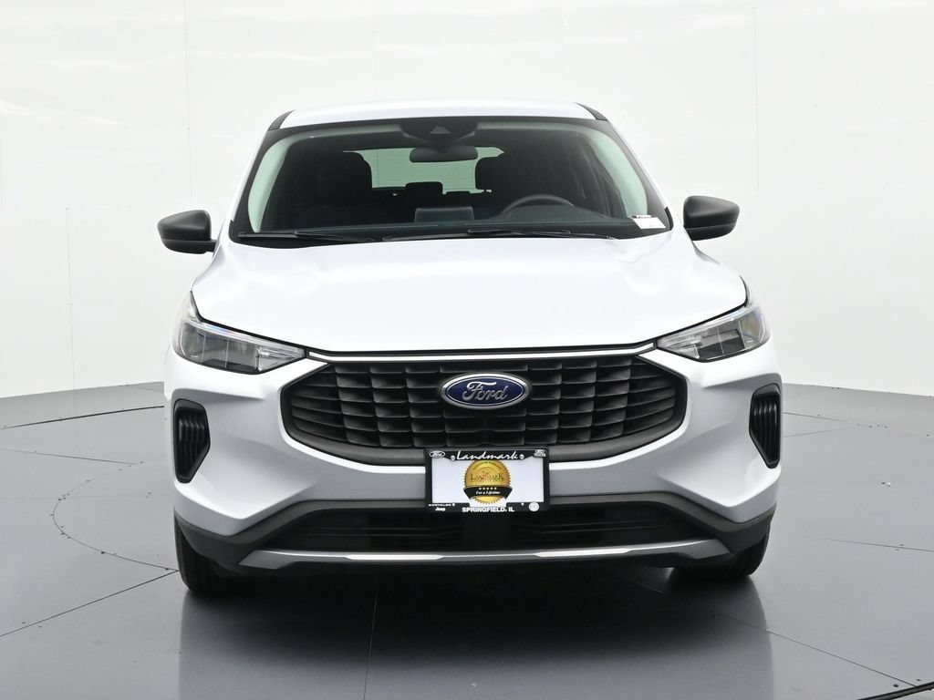 Certified 2025 Ford Escape Active FWD image 3