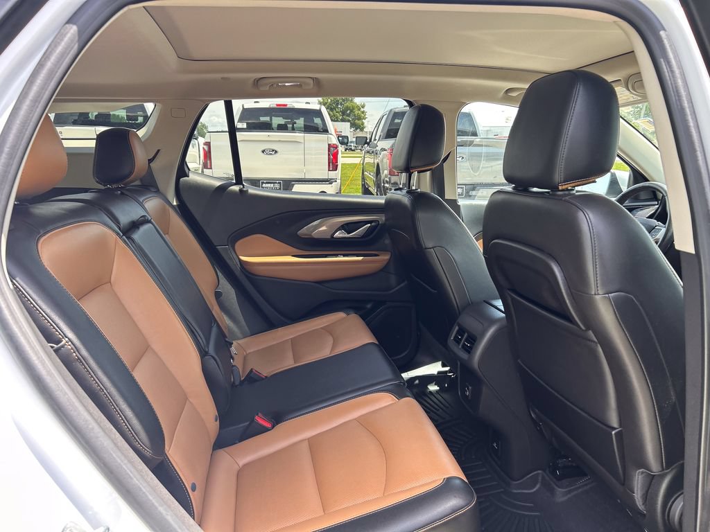 Used 2021 GMC Terrain SLT w/ Infotainment Package II AWD/4WD image 19
