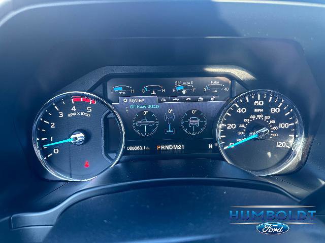 Certified 2018 Ford F350 Lariat w/ Lariat Ultimate Package image 17