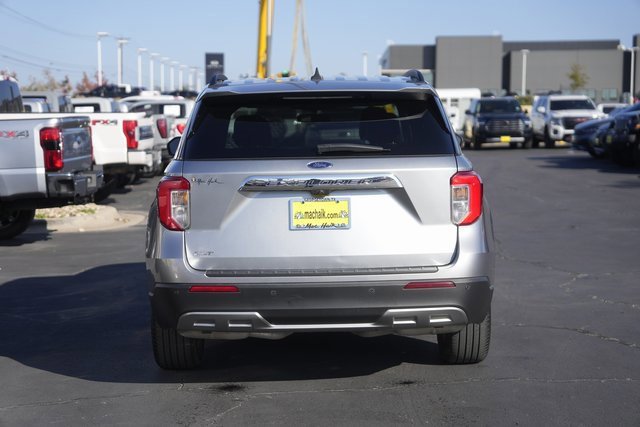 Certified 2023 Ford Explorer XLT w/ Equipment Group 202A image 5