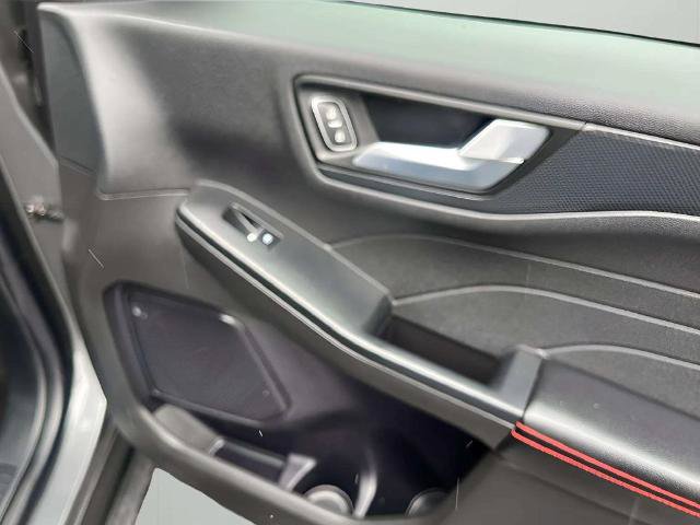 Certified 2024 Ford Escape ST-Line FWD image 9