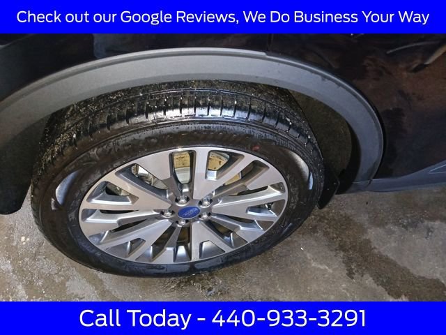 Certified 2022 Ford Escape Titanium w/ Class II Trailer Tow Package image 22