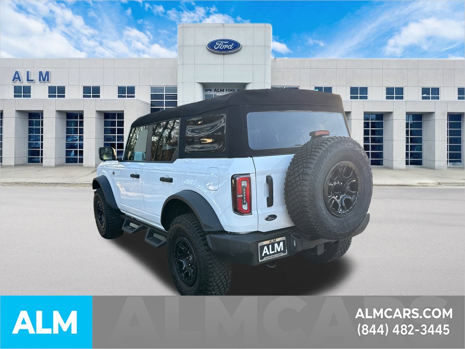 Certified 2023 Ford Bronco Wildtrak image 8