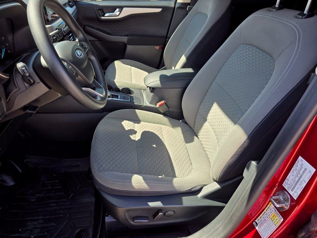 Certified 2020 Ford Escape SE AWD/4WD image 32
