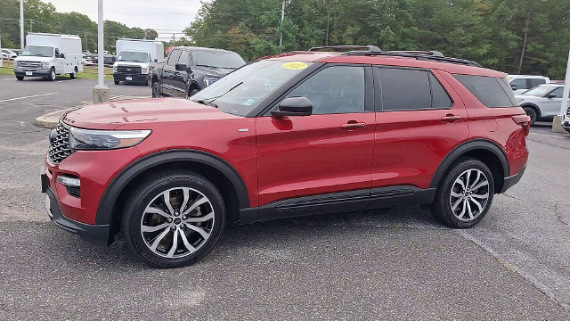 Certified 2022 Ford Explorer ST-Line w/ Class IV Trailer Tow Package AWD/4WD image 4