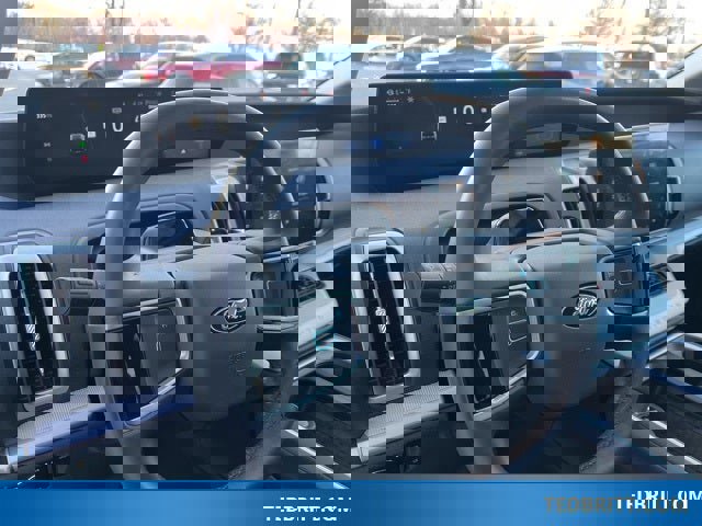 Certified 2025 Ford Expedition Max Active image 32