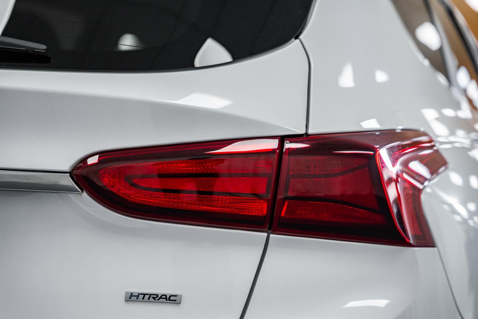 Used 2020 Hyundai Santa Fe SE image 18