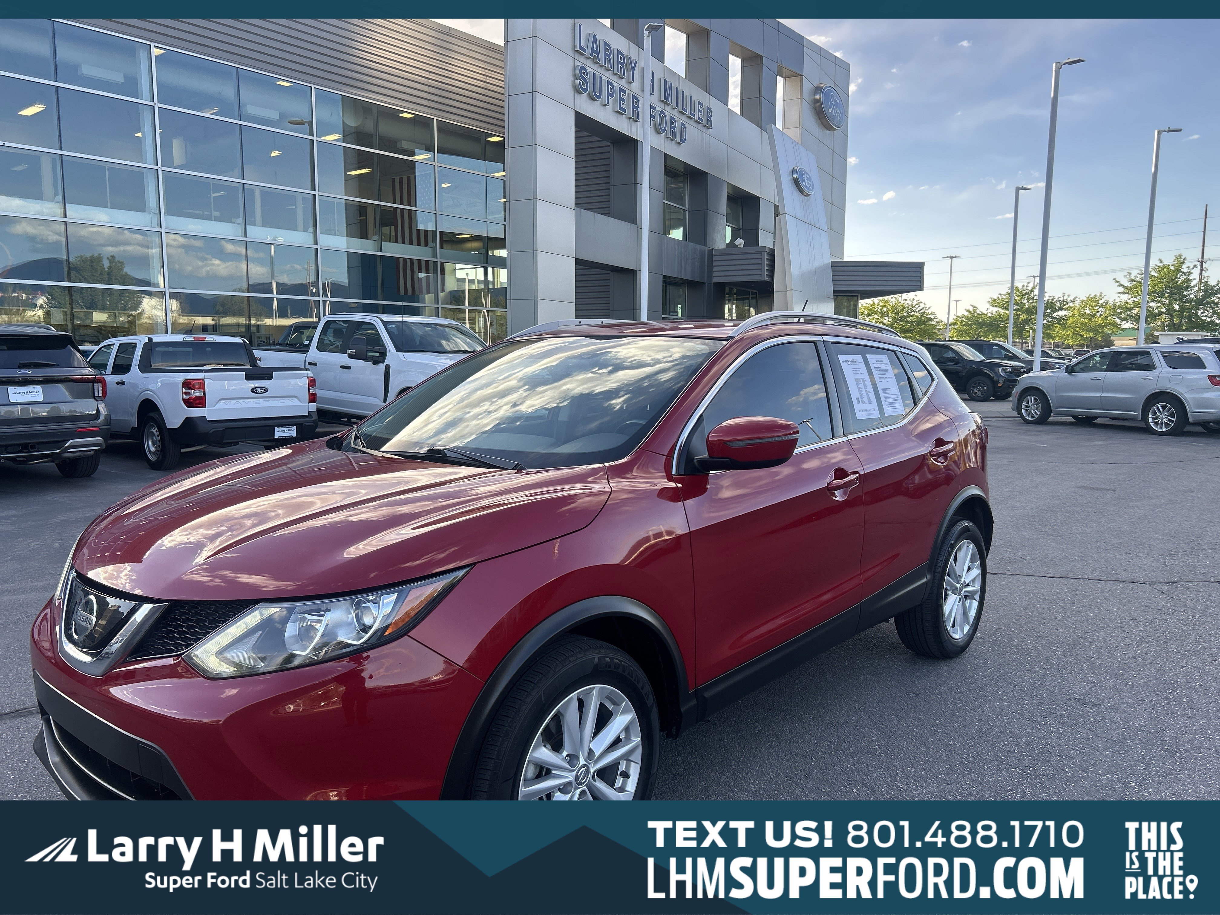 Used 2018 Nissan Rogue Sport SV w/ SV All-Weather Package image 1