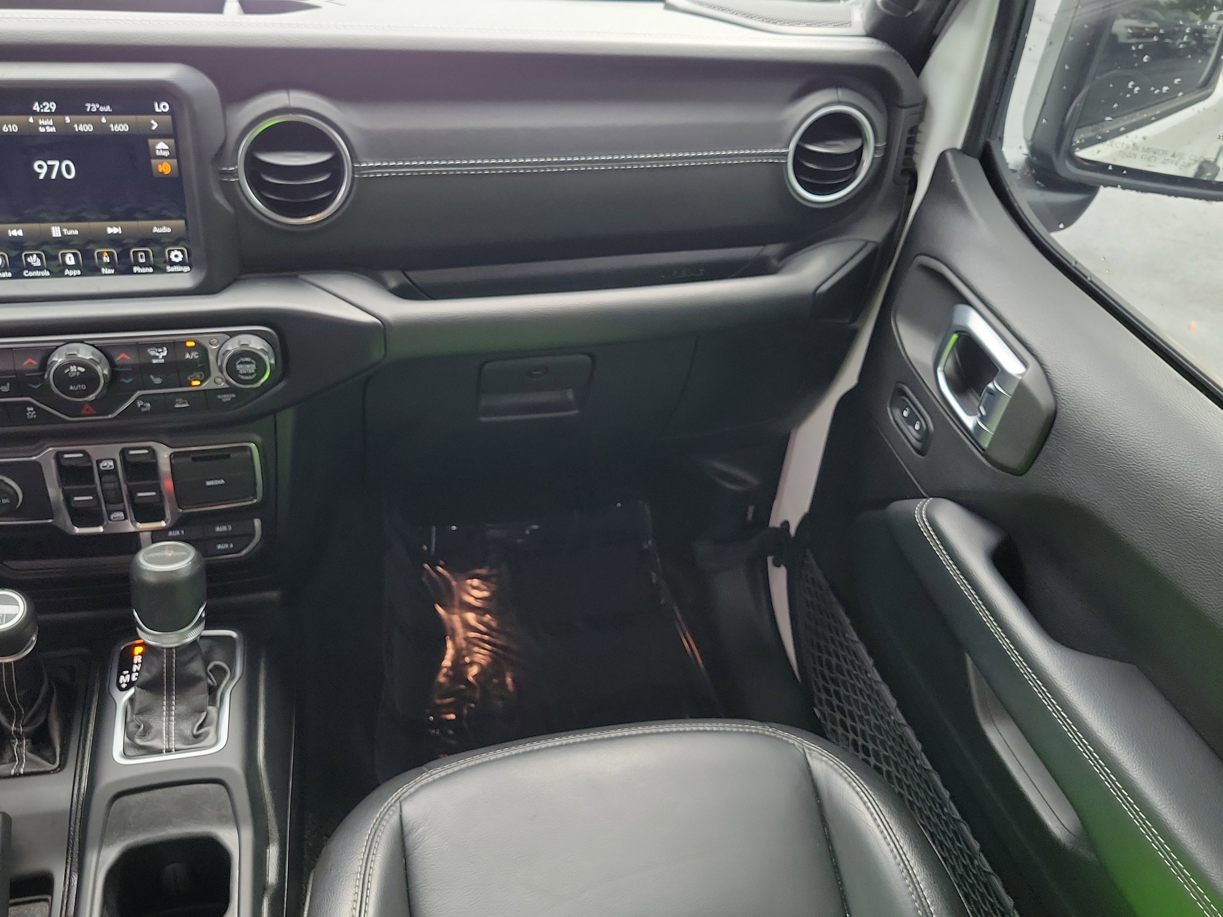 Used 2020 Jeep Gladiator Overland image 17