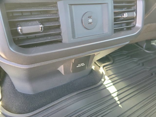 Certified 2025 Ford F150 Lariat w/ Equipment Group 501A Mid AWD/4WD image 17
