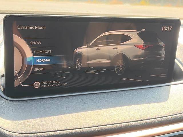Used 2023 Acura MDX SH-AWD w/ Technology Package image 11