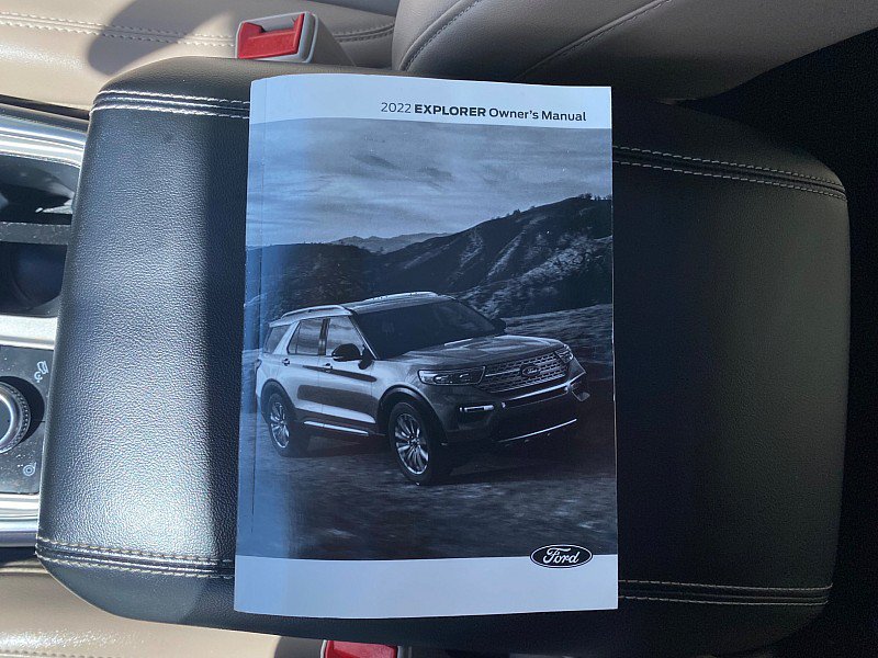 Certified 2022 Ford Explorer XLT w/ Equipment Group 202A AWD/4WD image 57