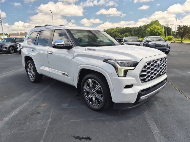 Used 2024 Toyota Sequoia Capstone AWD/4WD image 2