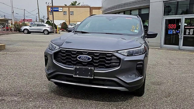 Certified 2025 Ford Escape ST-Line w/ Tech Pack #1 AWD/4WD image 2