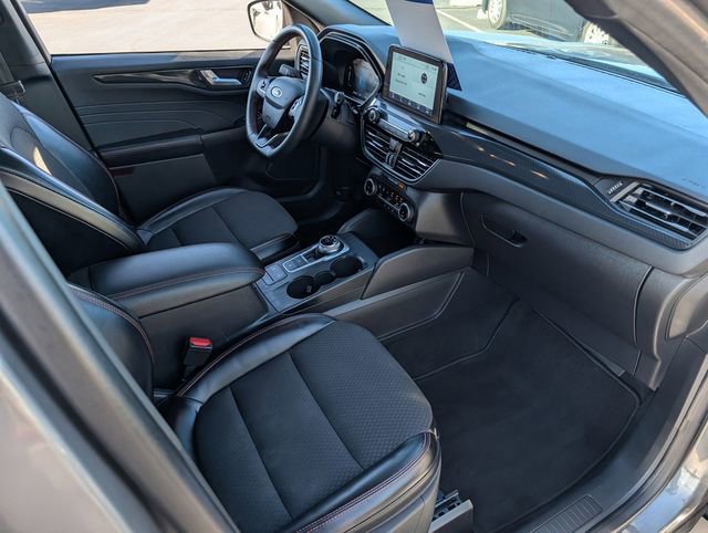 Certified 2024 Ford Escape ST-Line image 25