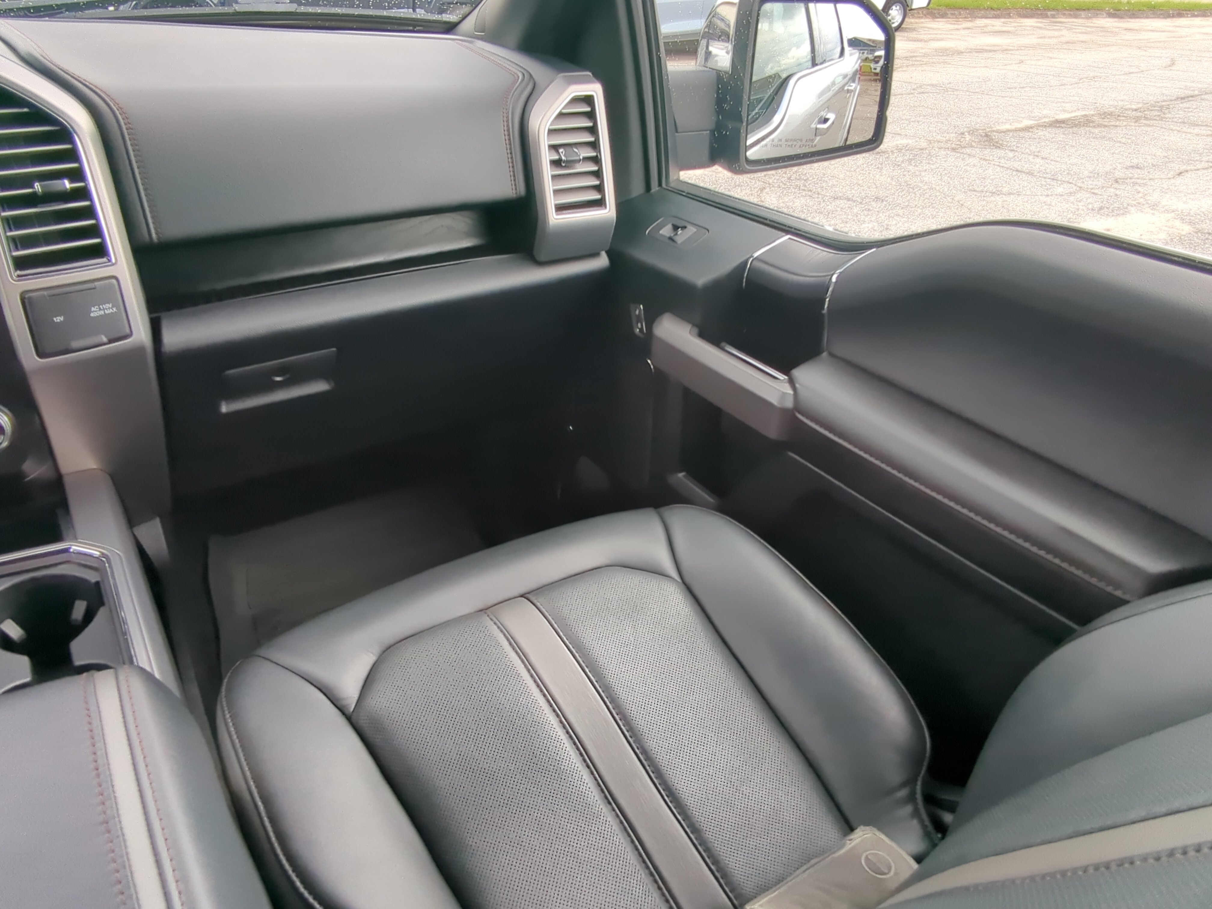 Certified 2019 Ford F150 Platinum w/ Equipment Group 701A Luxury AWD/4WD image 15