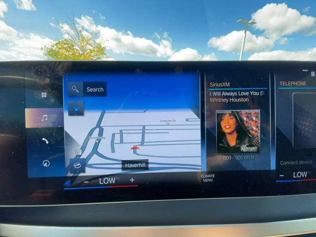 Used 2022 BMW iX xDrive50 w/ Premium Package AWD/4WD image 20