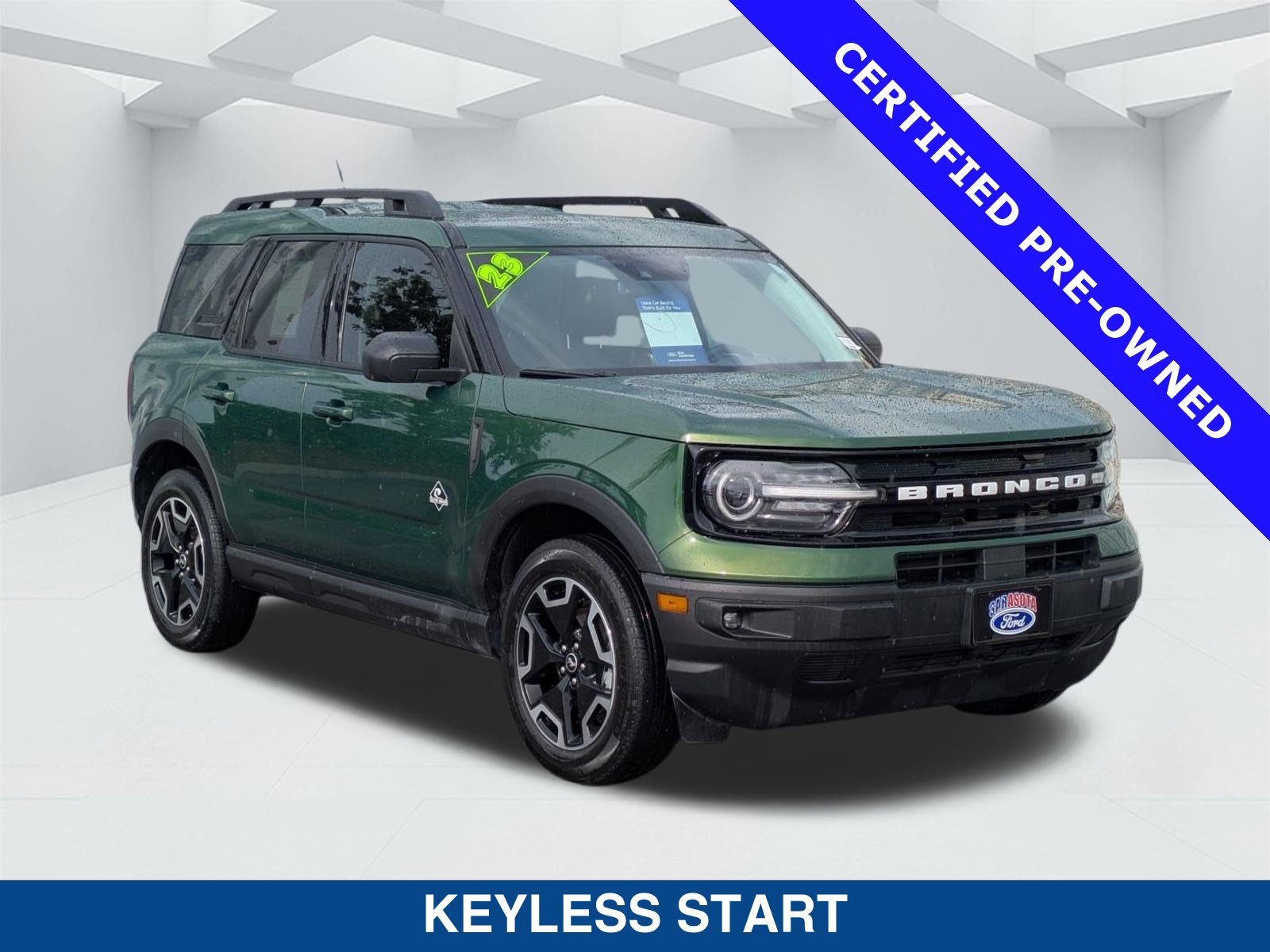 Certified 2023 Ford Bronco Sport Outer Banks w/ Tech Package AWD/4WD image 3
