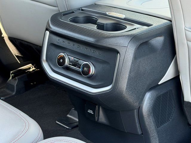 Certified 2025 Ford Expedition Max Active AWD/4WD image 33
