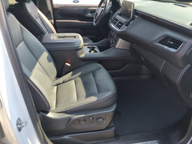Used 2022 Chevrolet Tahoe RST w/ Sport Performance Package AWD/4WD image 37