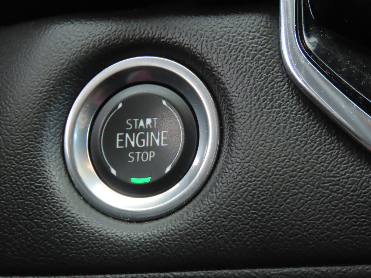 Used 2024 Chevrolet Colorado LT w/ LT Convenience Package RWD image 29