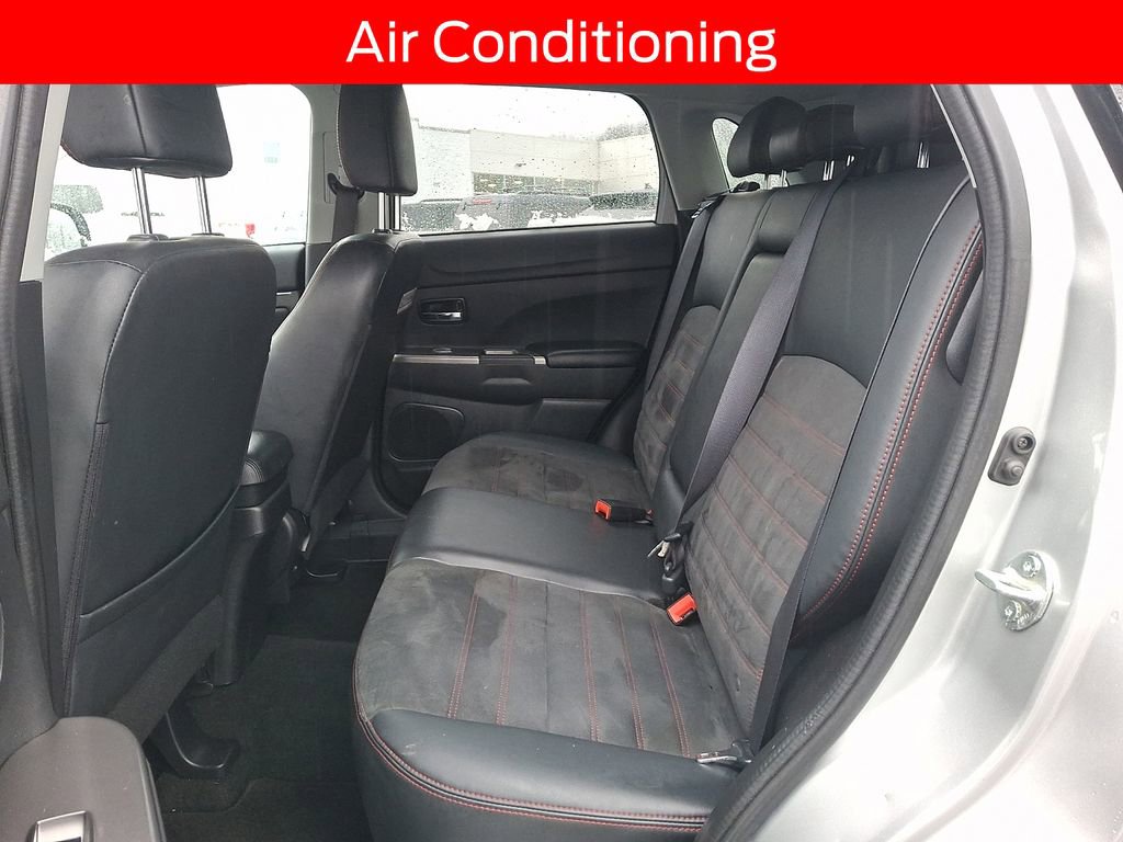 Used 2018 Mitsubishi Outlander Sport SE image 10