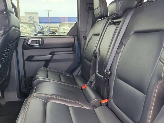 Certified 2025 Ford Bronco Badlands AWD/4WD image 15