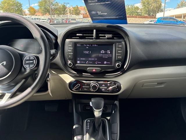Used 2023 Kia Soul LX FWD image 25