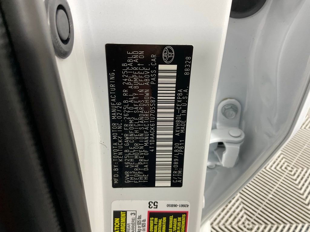 Used 2026 Toyota Camry XSE FWD image 28