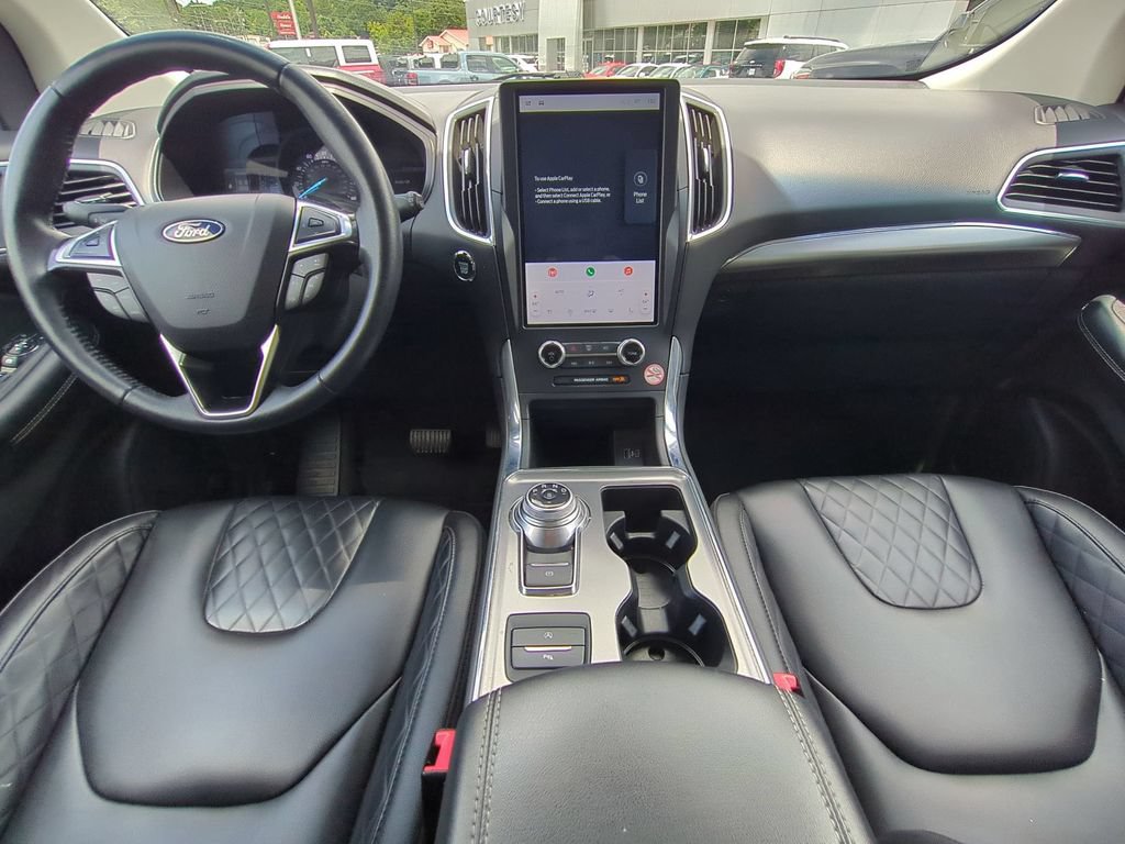 Certified 2024 Ford Edge Titanium AWD/4WD image 17