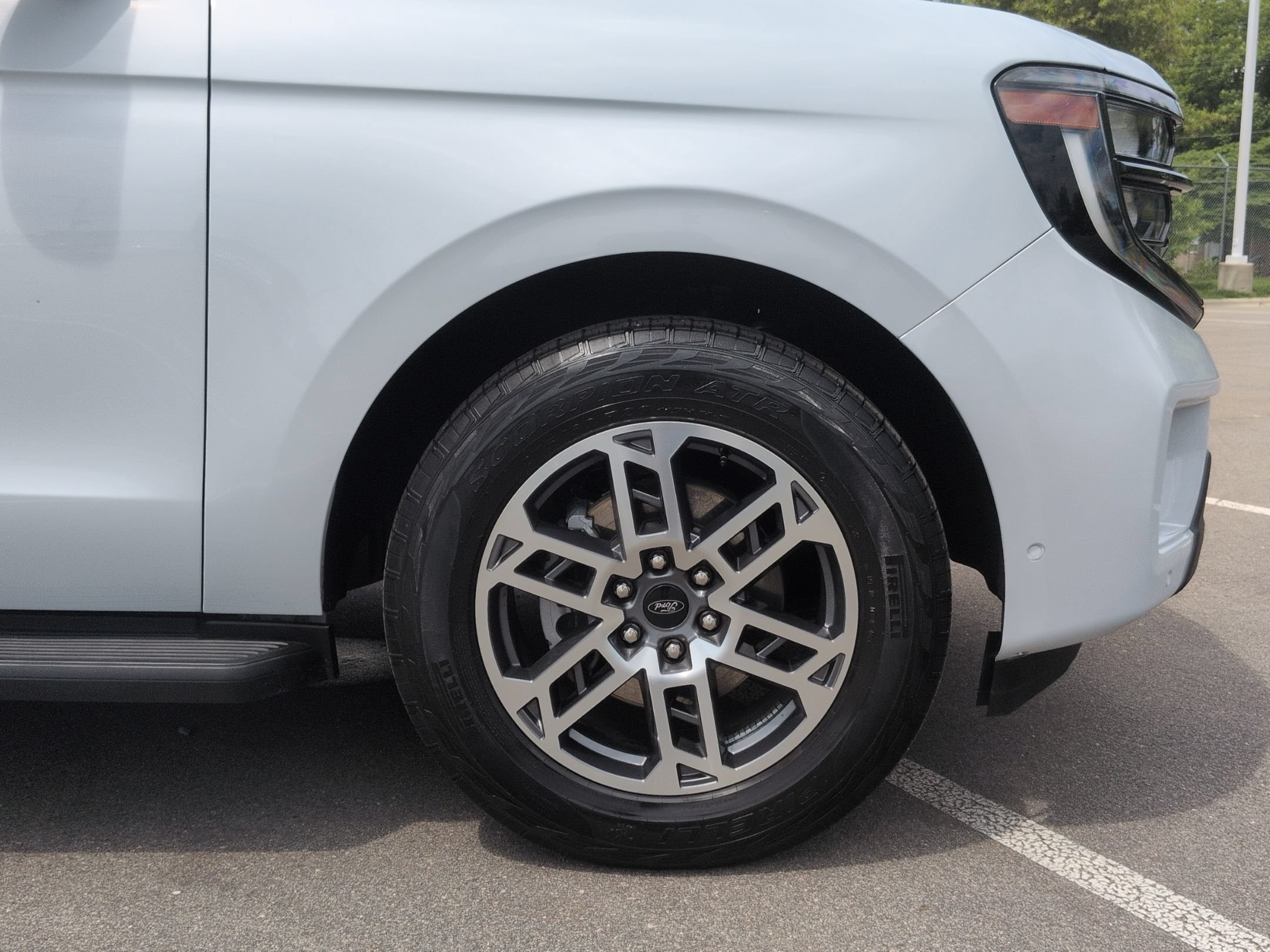 Certified 2025 Ford Expedition Active AWD/4WD image 11