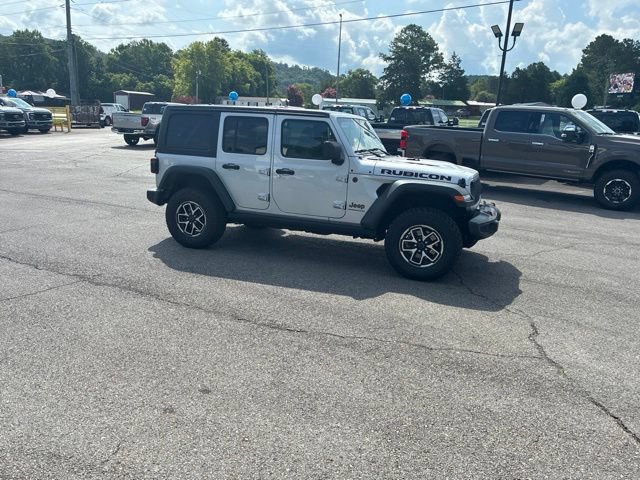 Used 2024 Jeep Wrangler Unlimited Rubicon AWD/4WD image 52