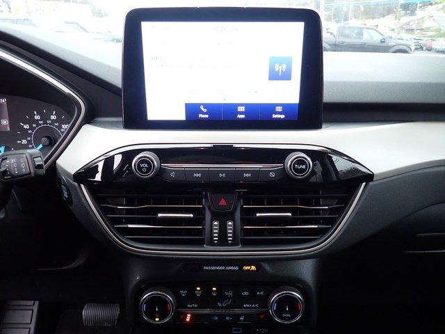 Certified 2022 Ford Escape SEL image 28