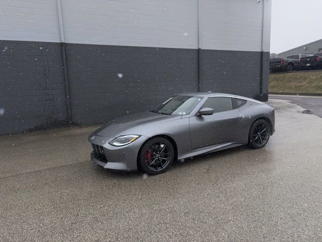 Used 2023 Nissan Z w/ Floor Mat Package (L93) RWD image 4