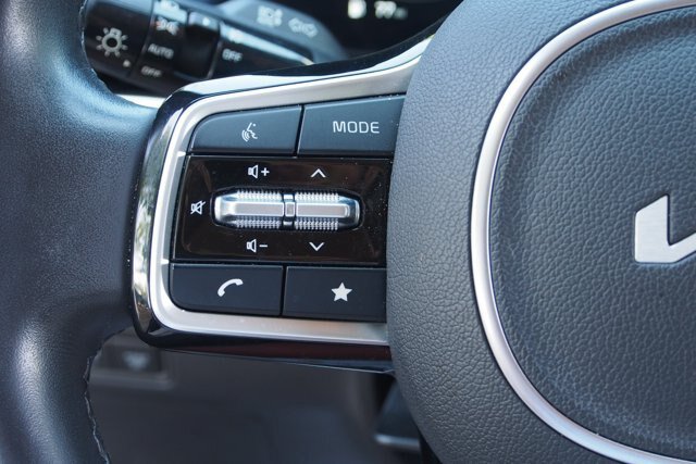Used 2024 Kia Carnival SX FWD image 28