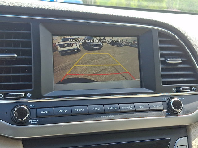 Used 2017 Hyundai Elantra SE FWD image 18