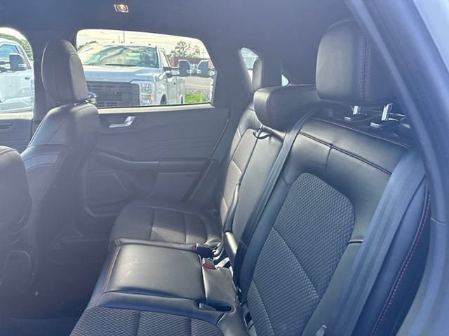 Certified 2023 Ford Escape ST-Line Select w/ Tech Pack #1 AWD/4WD image 10
