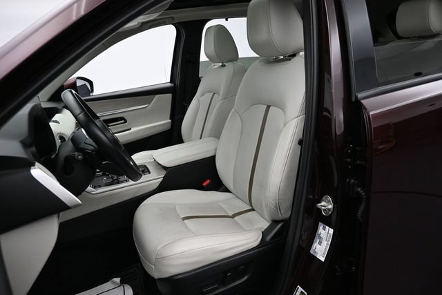 Used 2024 MAZDA CX-90 Plug-In Hybrid w/ Premium Plus AWD/4WD image 11