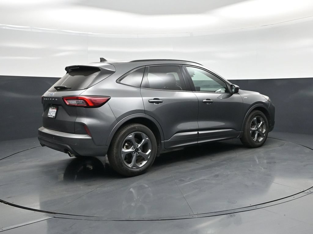 Certified 2023 Ford Escape ST-Line w/ Tech Pack #1 FWD image 26