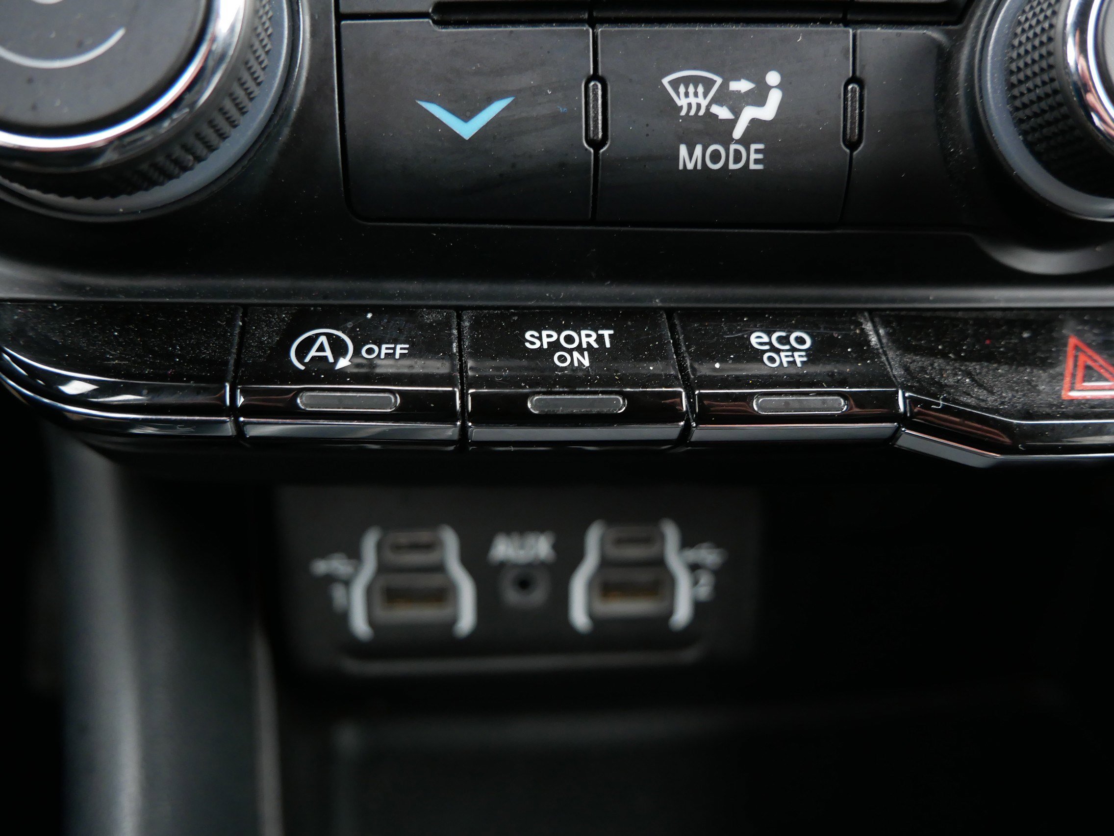 Used 2023 Dodge Durango GT AWD/4WD image 32