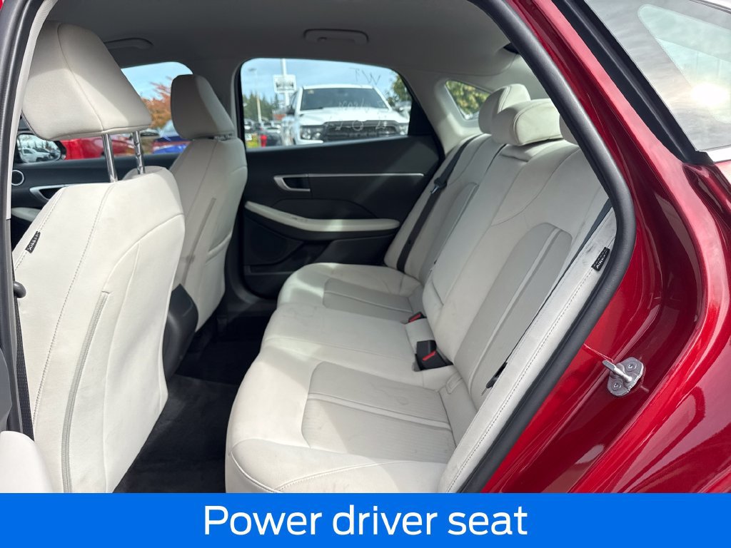 Used 2025 Hyundai Sonata SEL FWD image 9