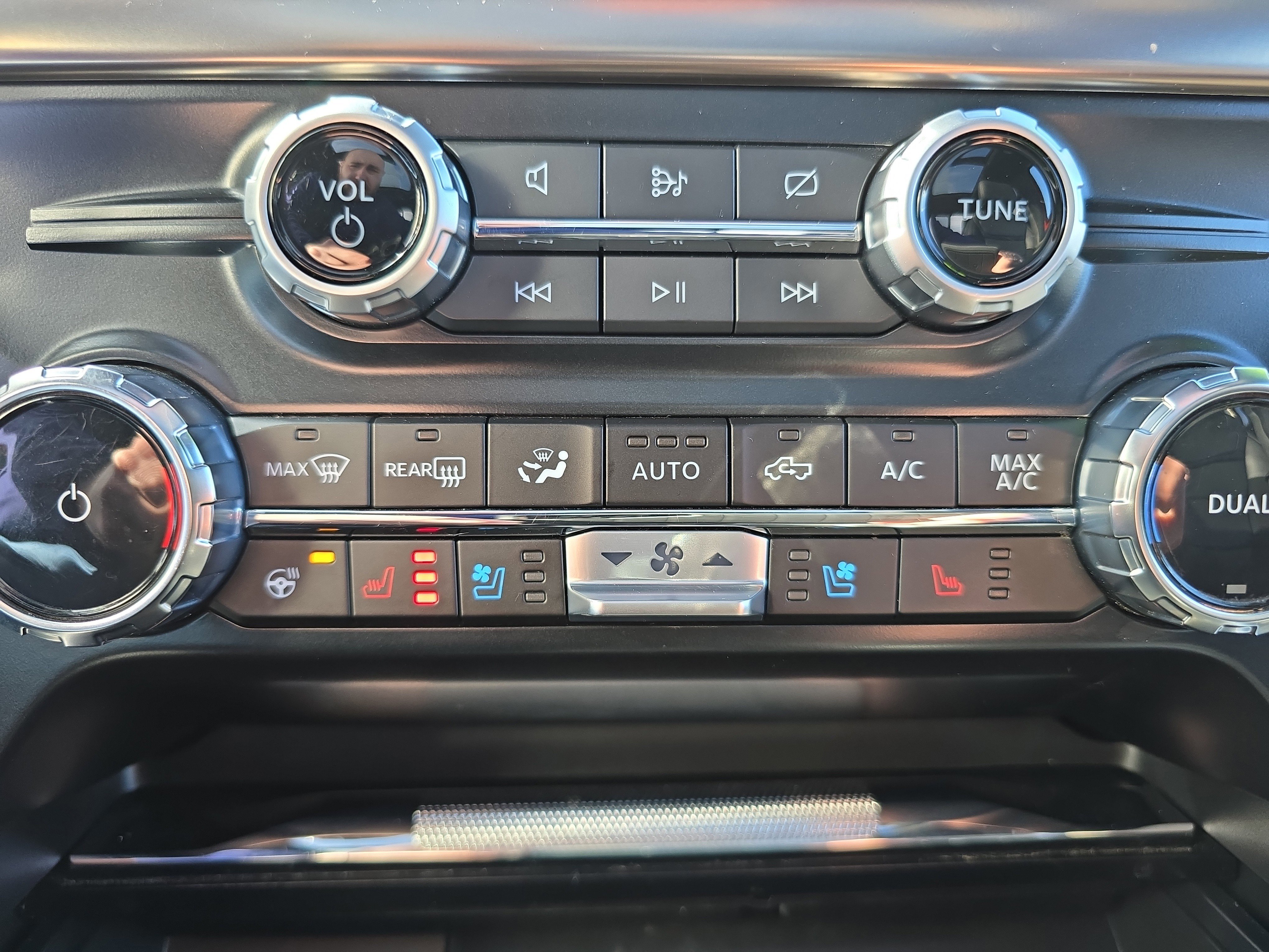 Certified 2023 Ford F150 Raptor image 34