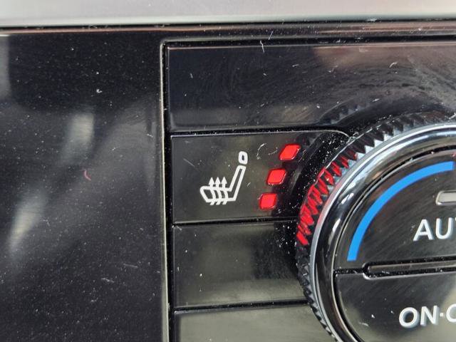 Used 2023 Nissan Pathfinder SL image 25