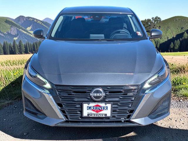 Used 2025 Nissan Altima 2.5 SV FWD image 8